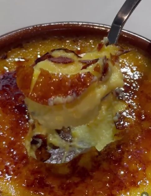 Crème brûlée dessert Yum Yum Catering Toronto